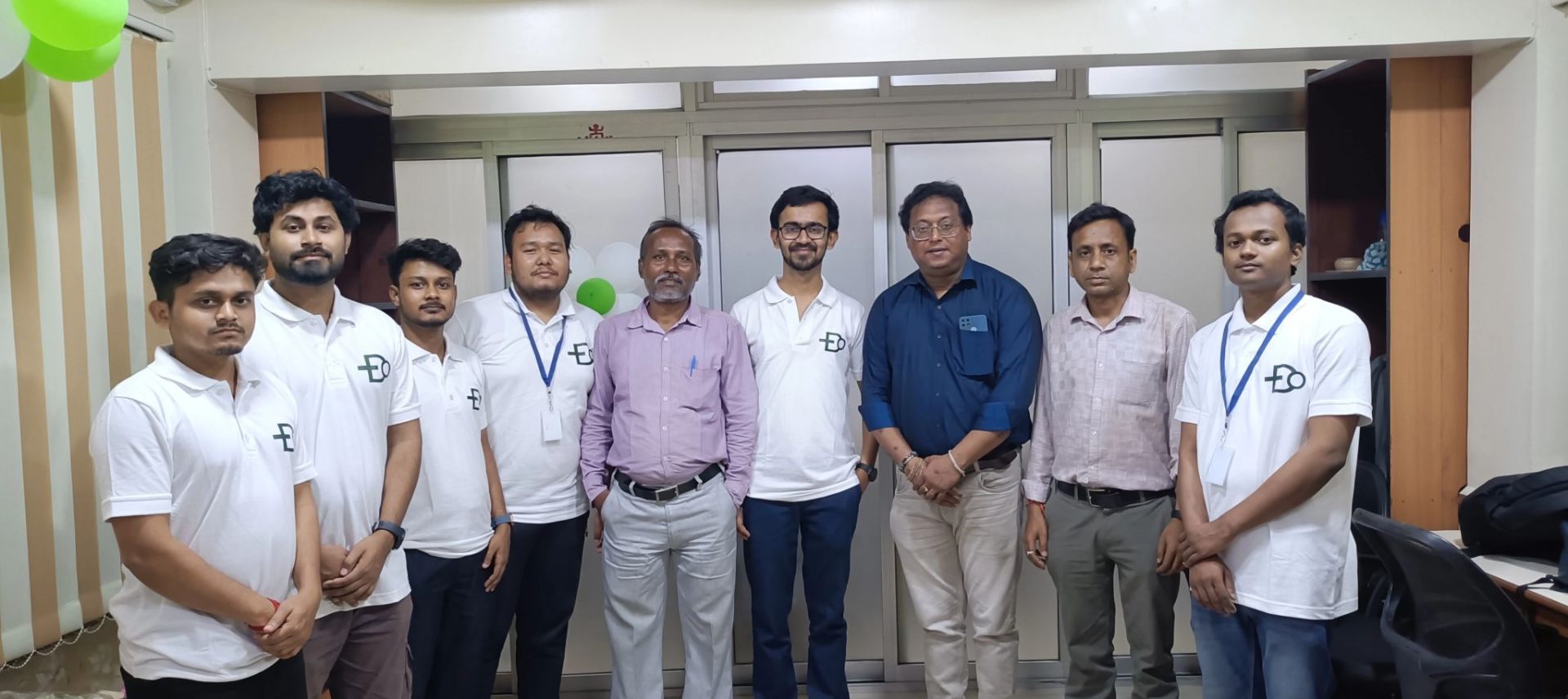 DotLinker Technologies office team in Kolkata